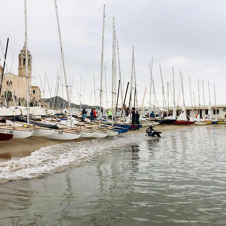 Love Sitges & Beach المظهر الخارجي الصورة